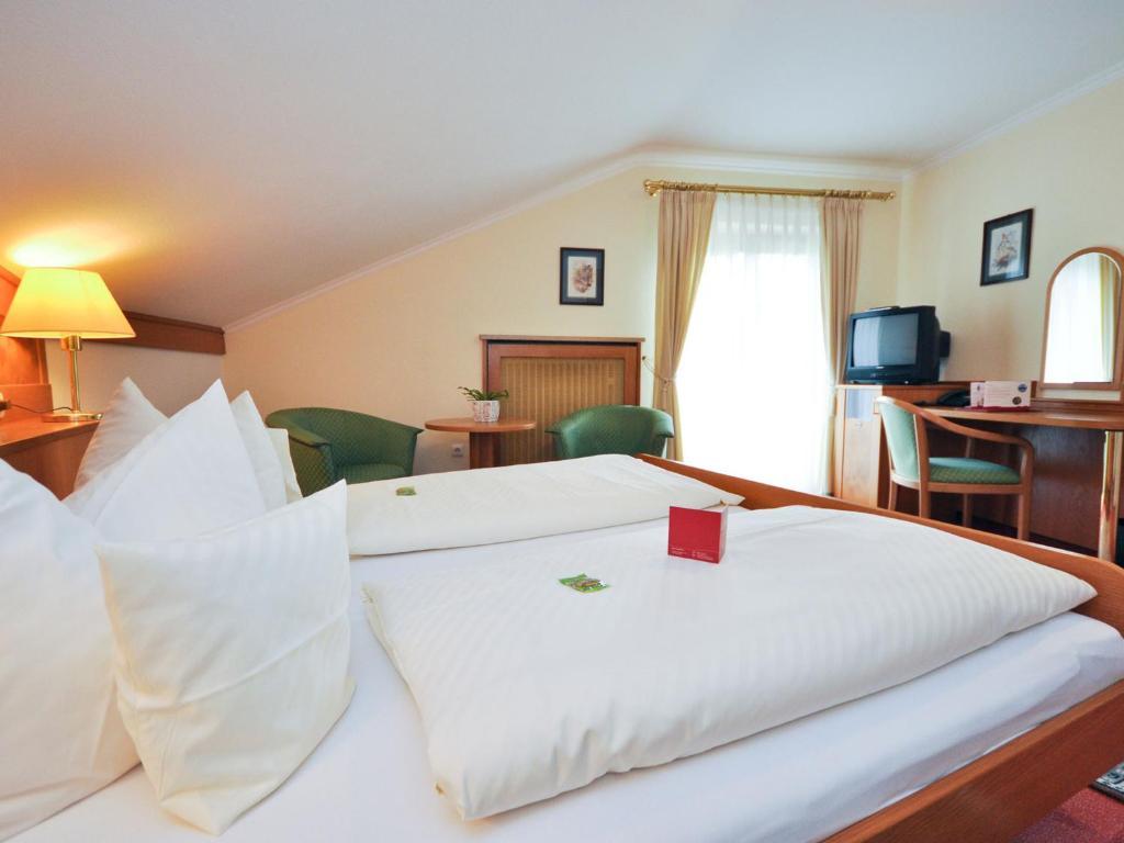 Hotel Quellenhof Бад-Висзе Номер фото